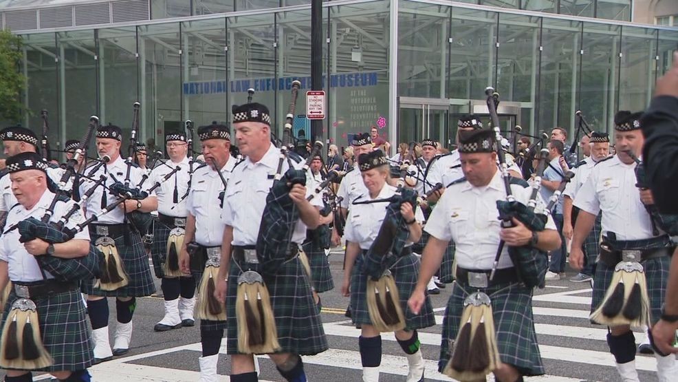 Image for story: WATCH: Thousands march to the National Law Enforcement Memorial Service in Washington