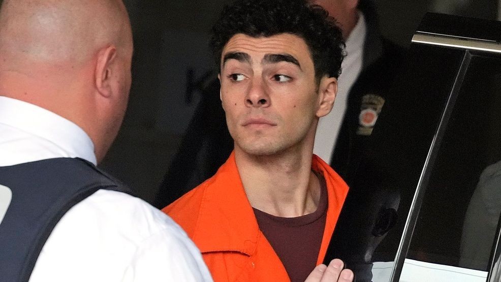 Image for story: Luigi Mangione indicted on federal murder charge in UnitedHealthcare CEO's death