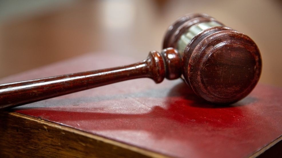 Image for story: Democratic New Mexico judge resigns after being found harboring illegal TdA member