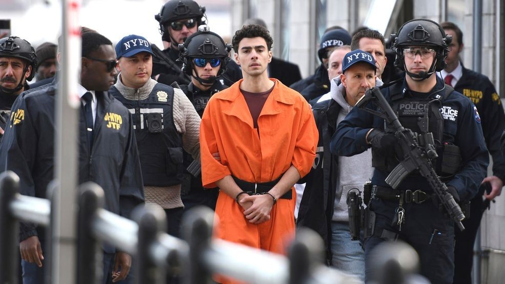 Image for story: AG Bondi directs prosecutors to seek death penalty against Luigi Mangione