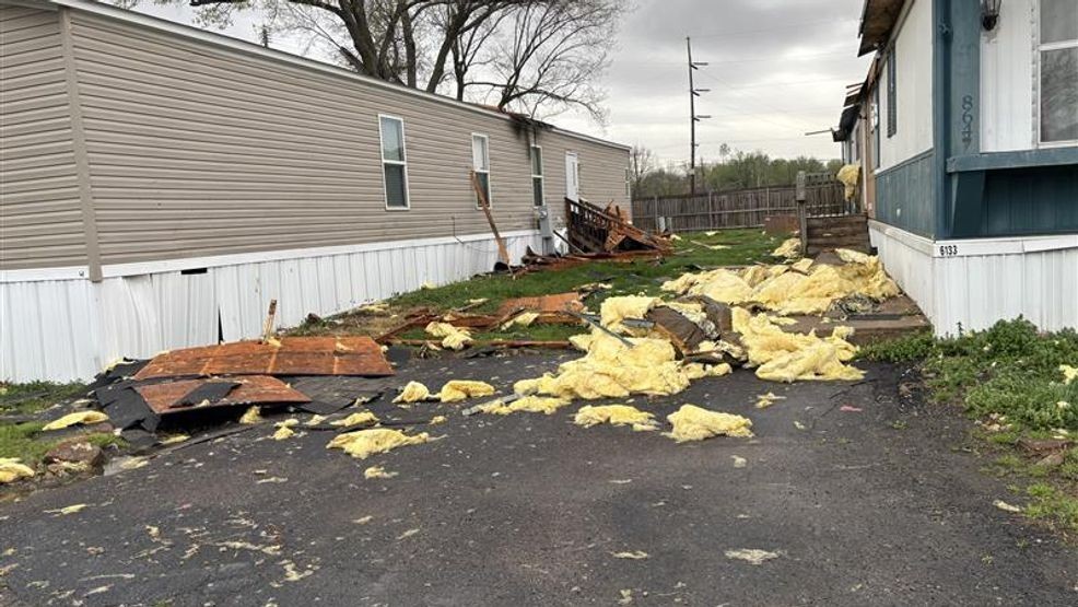 Image for story: Tornadoes hit Oklahoma, causing damage in several counties as severe weather strikes 