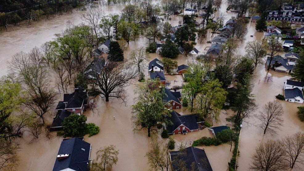 Image for story: Utah Red Cross volunteers deployed to aid flood, tornado-ridden areas in Midwest, South