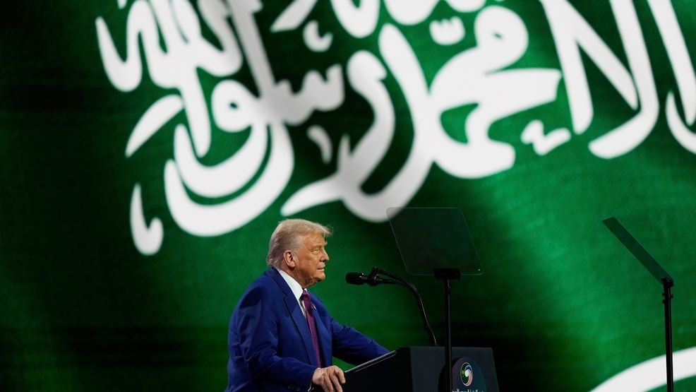 Image for story: Trump secures $600 billion Saudi investment for the United States
