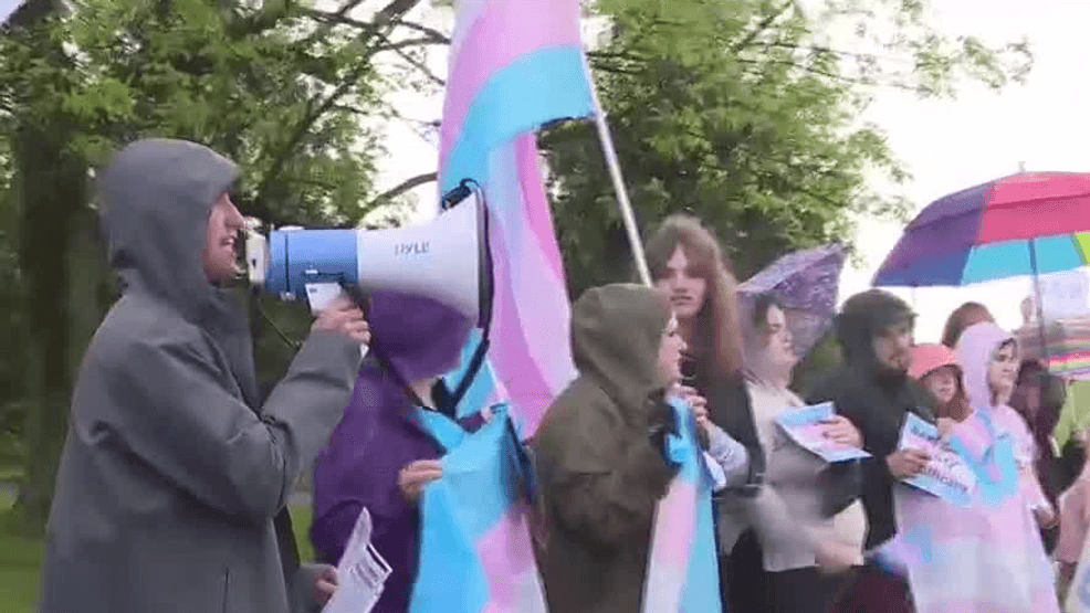 Image for story: Community reacts to Penn State Health ending gender affirming care for those under 19